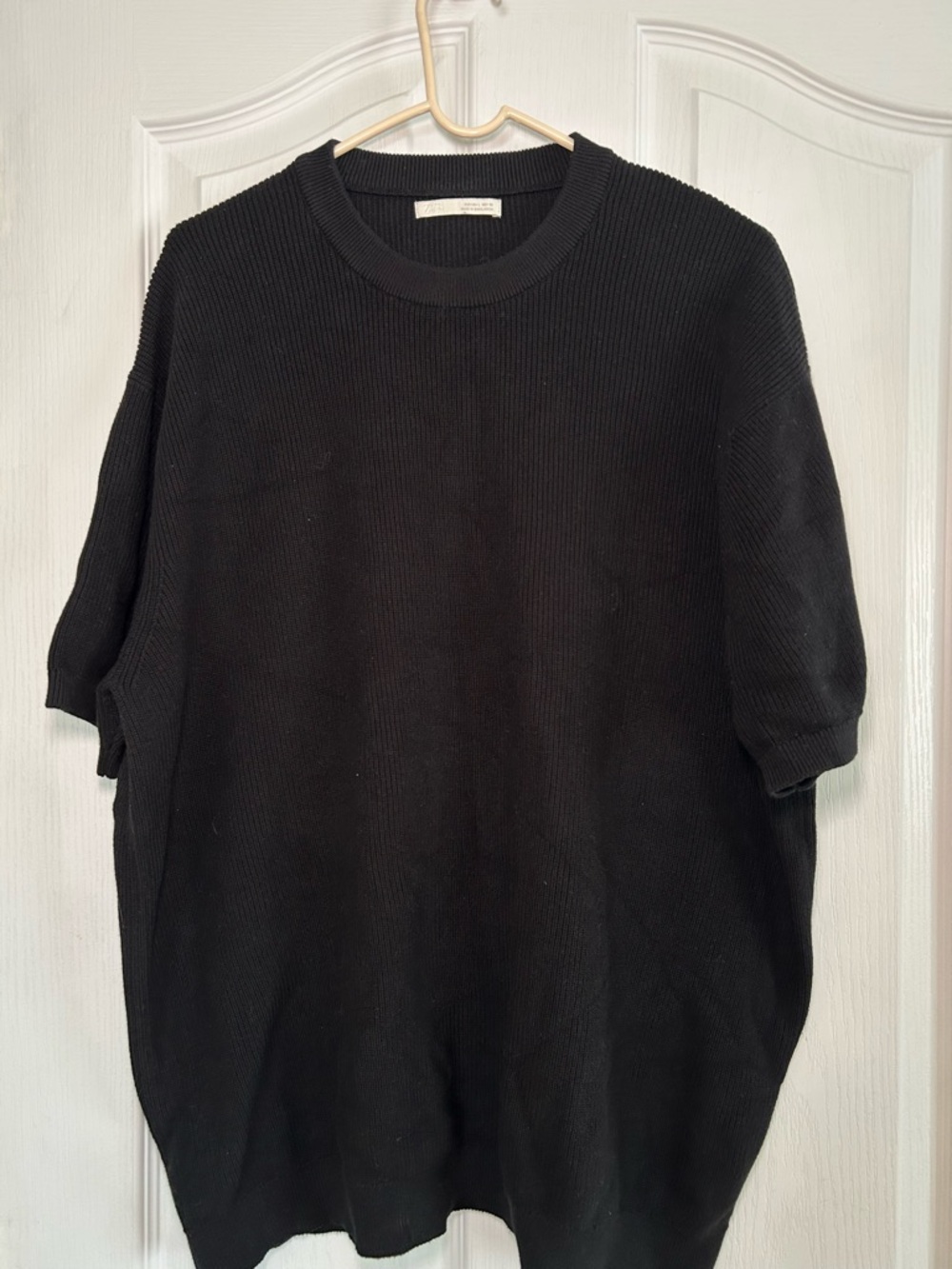 Zara mens Black Short-Sleeve Knit Sweater